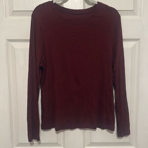 Ribbed long sleeve shirt